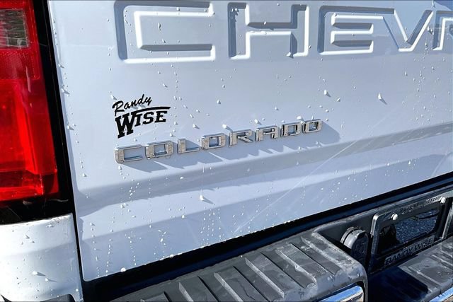 Used 2022 Chevrolet Colorado W/T w/ WT Convenience Package AWD/4WD image 8