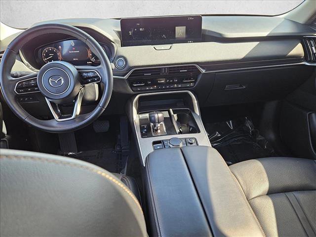 Used 2025 MAZDA CX-90 3.3 Turbo w/ Premium Sport Pkg image 16