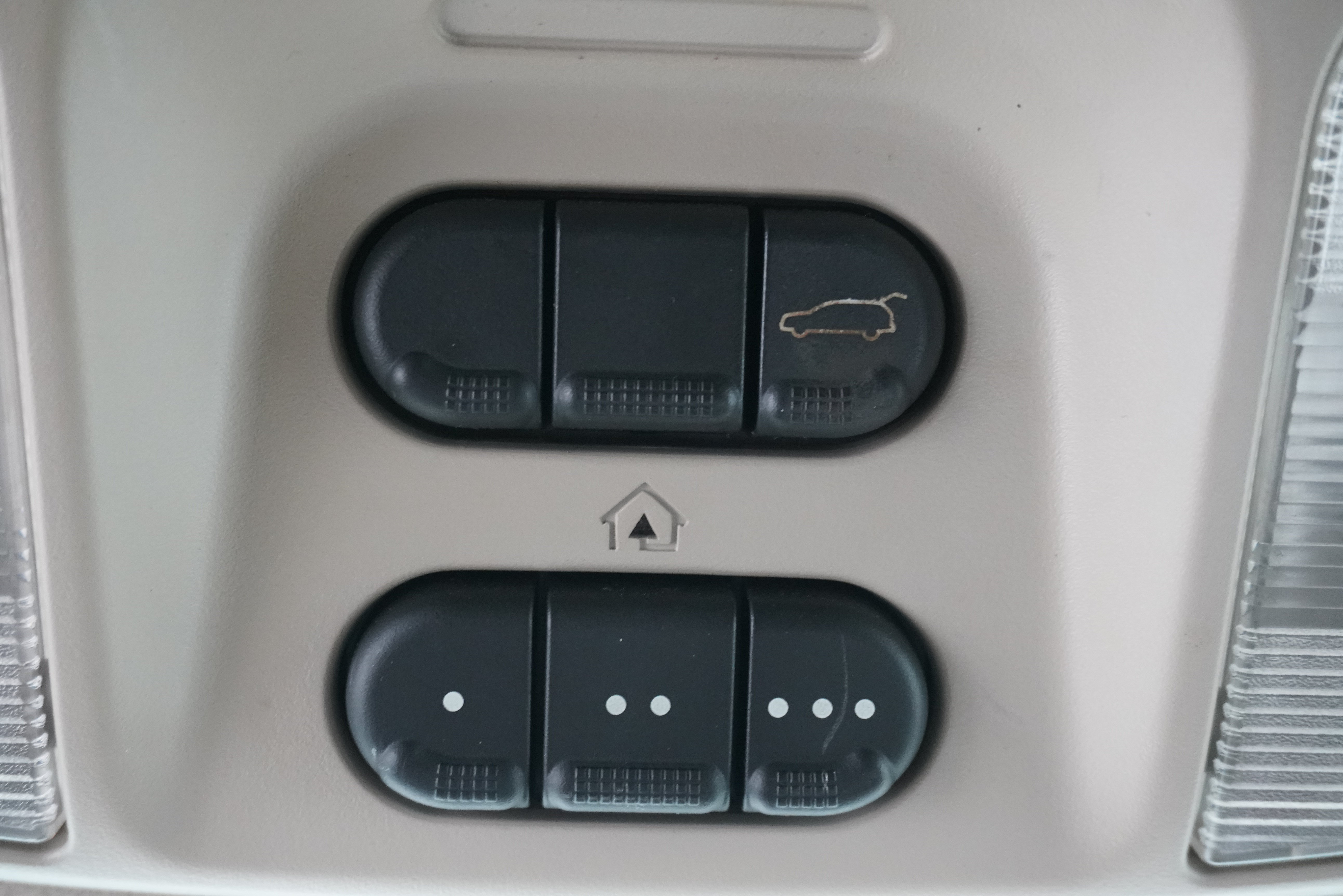 Used 2005 Chrysler Pacifica Touring FWD image 20