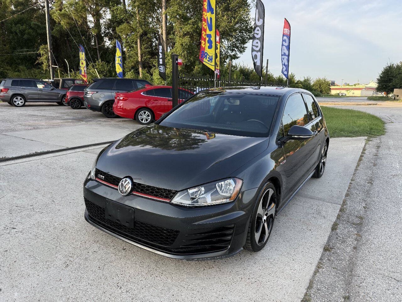 Used 2015 Volkswagen GTI S FWD image 2