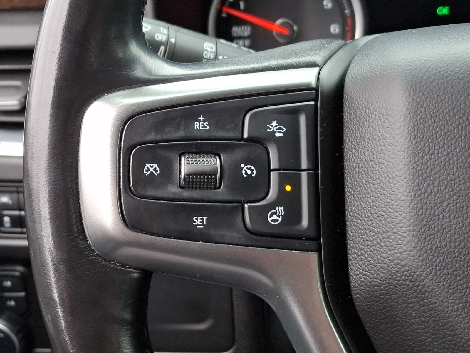 Used 2021 Chevrolet Suburban Premier image 22