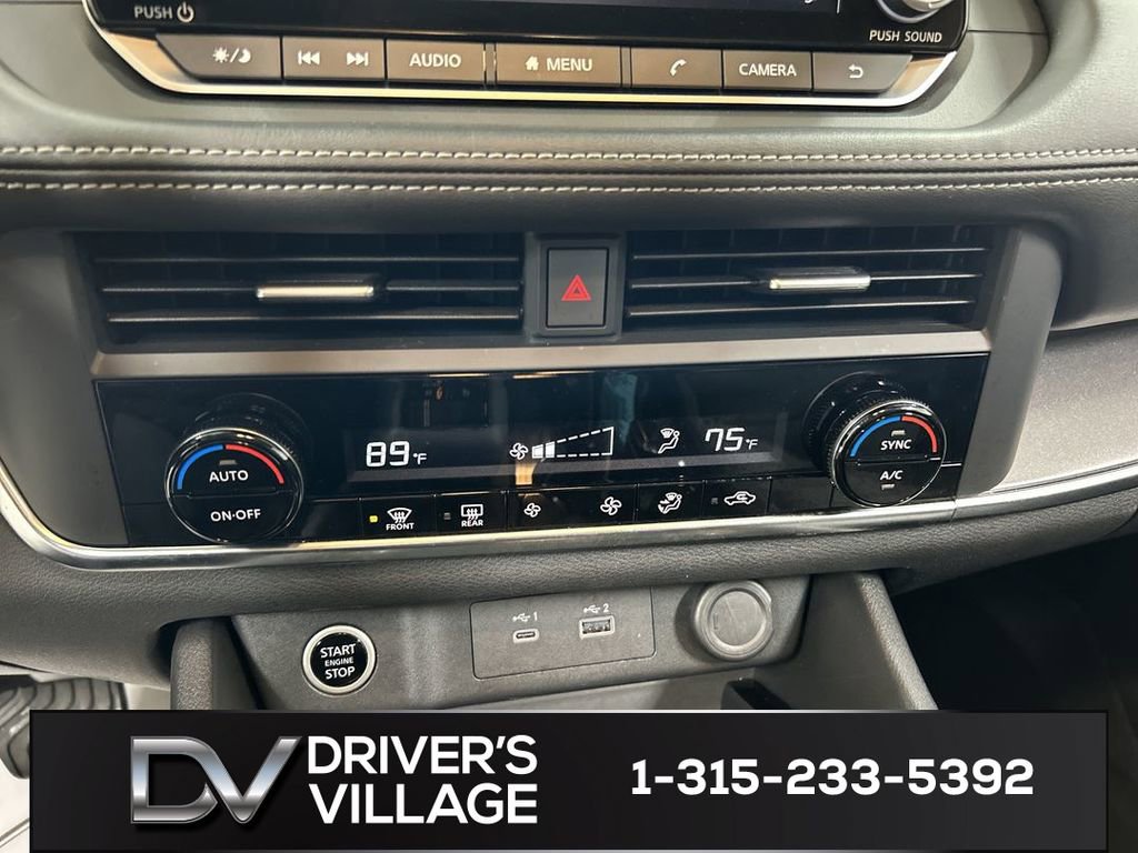 Used 2023 Nissan Rogue SV AWD/4WD image 16
