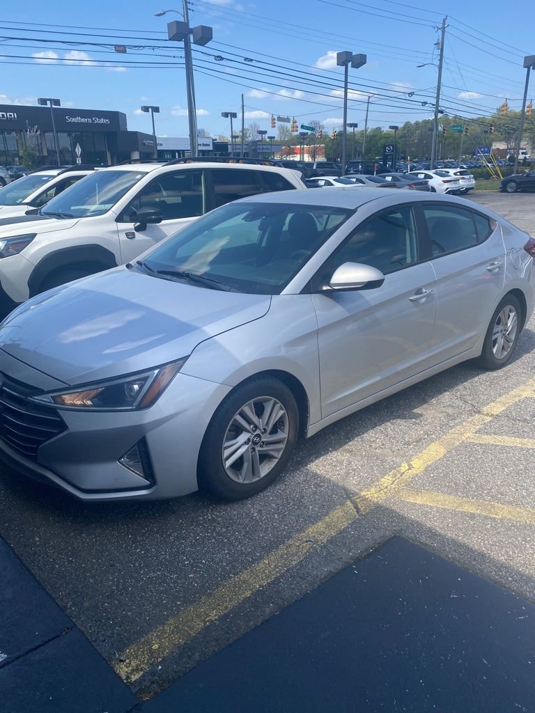 Used 2020 Hyundai Elantra SEL image 1