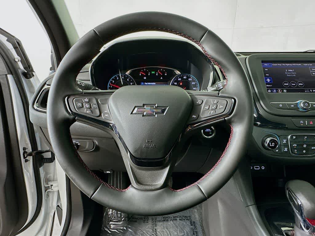 Used 2024 Chevrolet Equinox RS FWD image 16