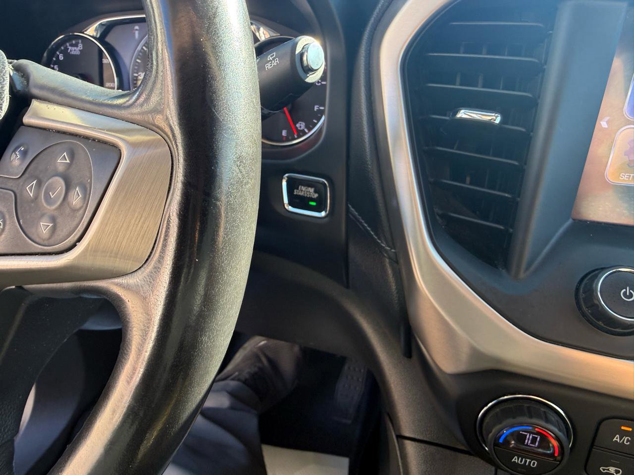 Used 2018 GMC Acadia Denali w/ Technology Package AWD/4WD image 36