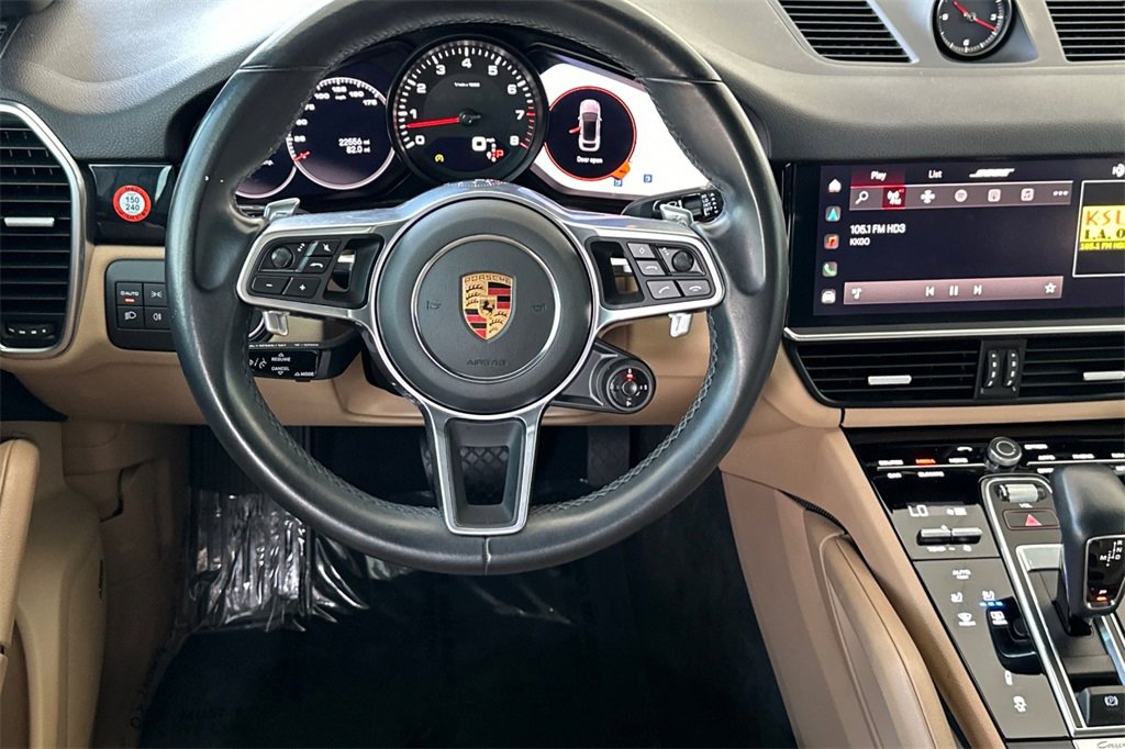 Used 2023 Porsche Cayenne Platinum Edition image 17