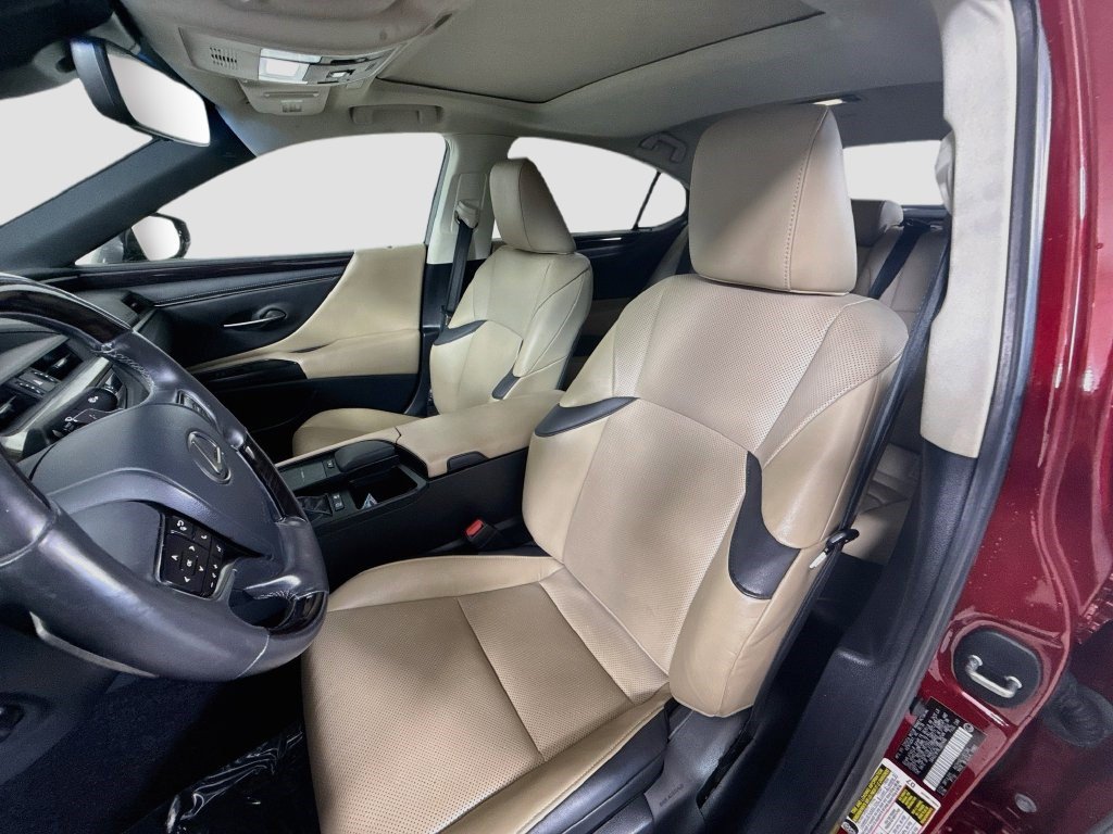 Used 2020 Lexus ES 300h w/ Premium Package FWD image 21