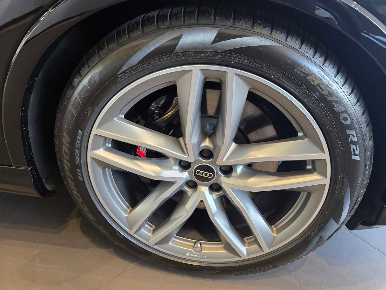 New 2025 Audi SQ7 Premium Plus image 9