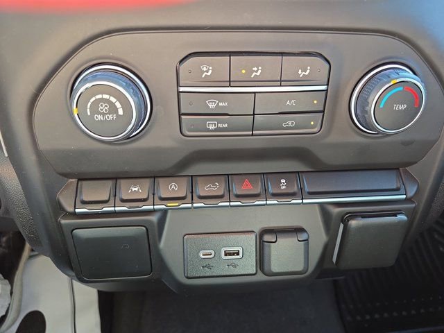 Used 2022 Chevrolet Silverado 1500 Custom image 31