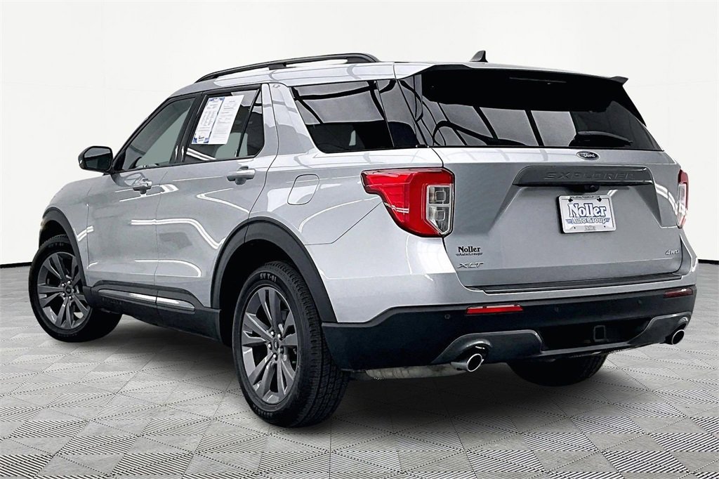 Used 2022 Ford Explorer XLT w/ Equipment Group 202A image 13