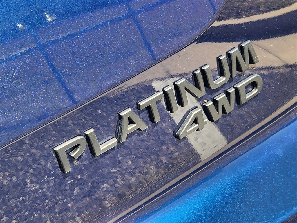 New 2025 Nissan Pathfinder Platinum image 8