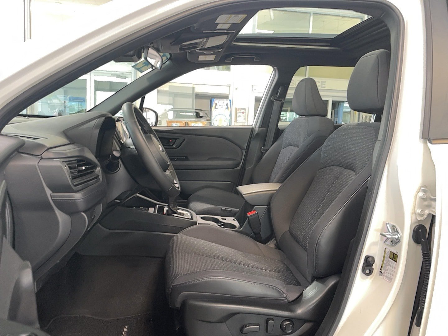 Used 2025 Subaru Forester Premium AWD/4WD image 8