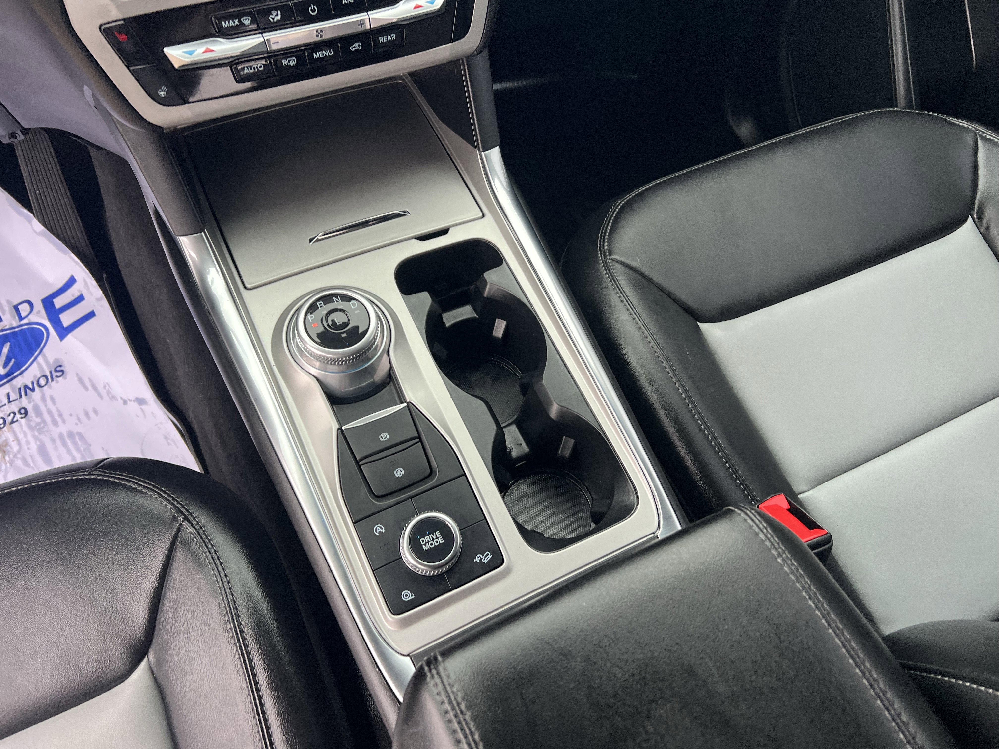 Used 2023 Ford Explorer XLT w/ Equipment Group 202A AWD/4WD image 20