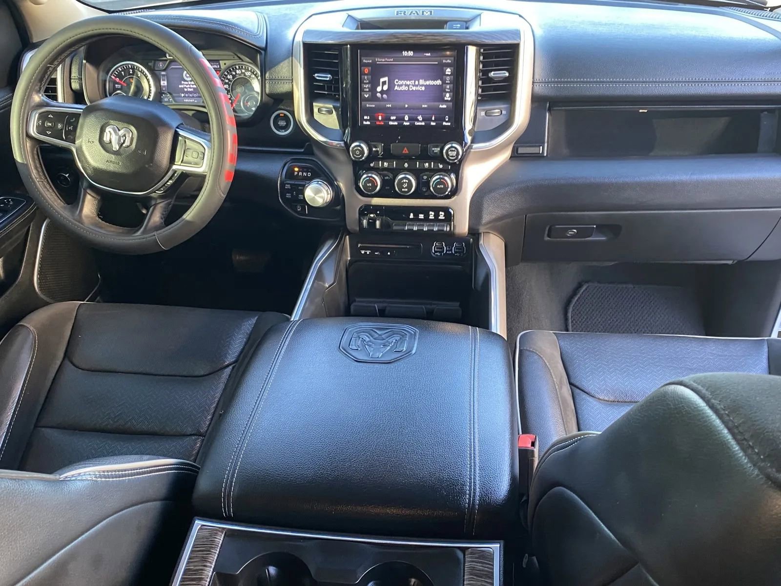 Used 2019 RAM 1500 Laramie AWD/4WD image 5