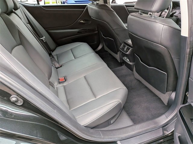 Used 2022 Lexus ES 300h w/ Premium Package image 30