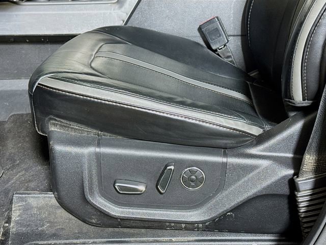 Used 2019 Ford F350 Platinum w/ Platinum Ultimate Package image 17