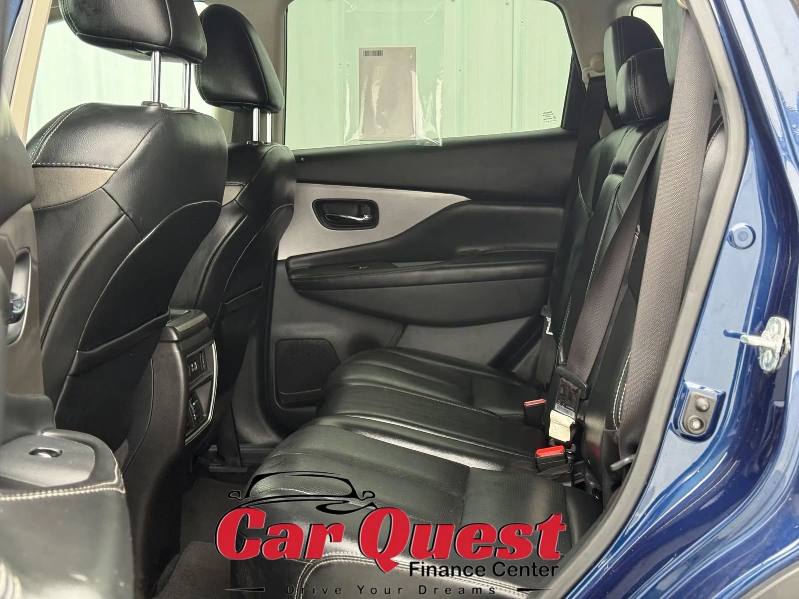 Used 2020 Nissan Murano SL w/ Moonroof Package AWD/4WD image 12