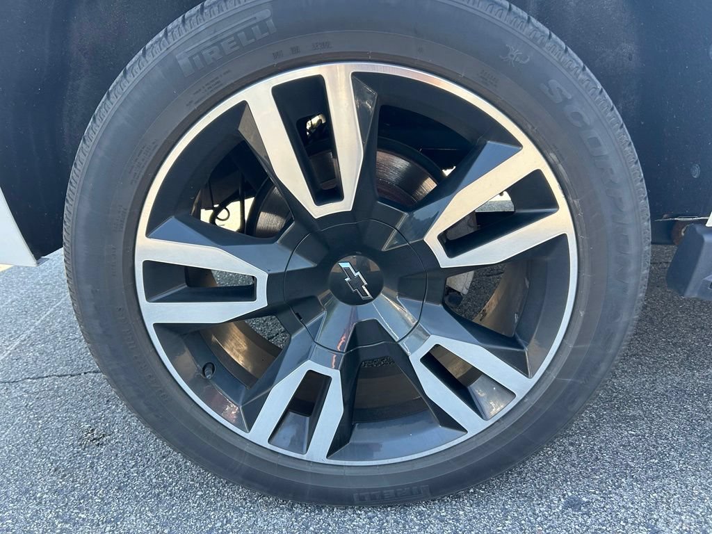 Used 2019 Chevrolet Tahoe Premier AWD/4WD image 29