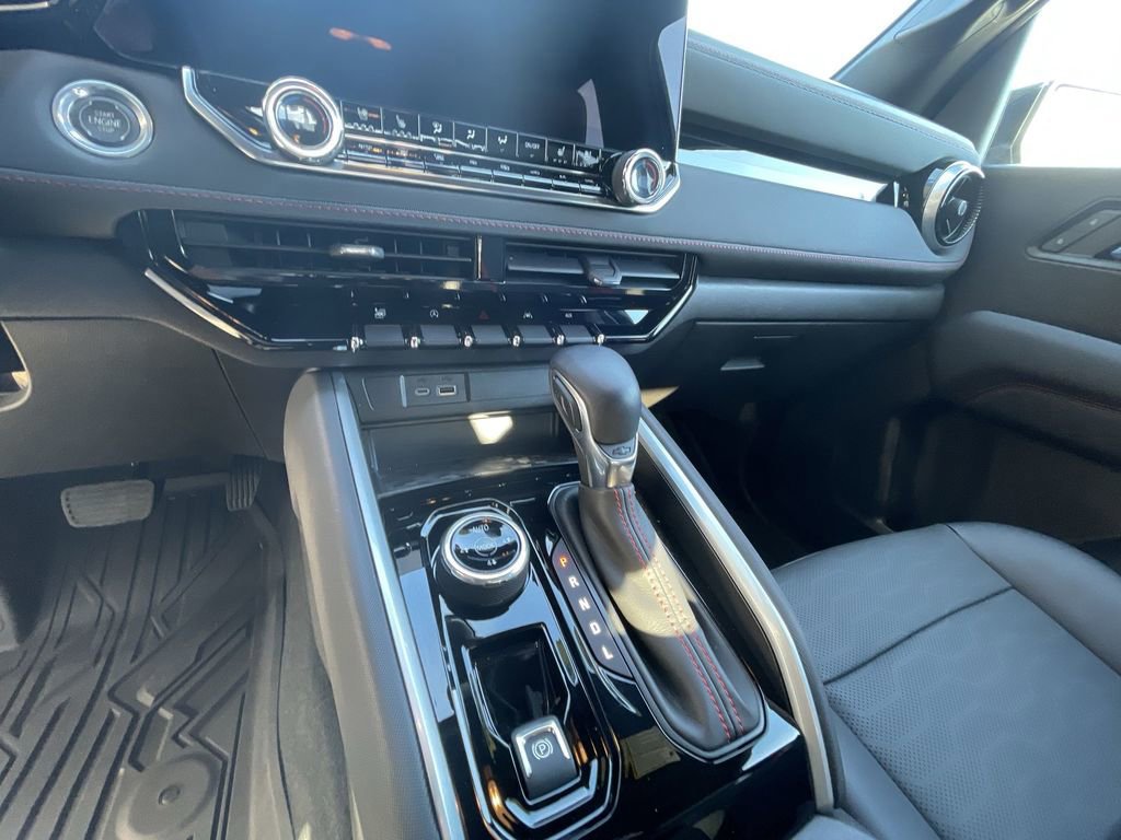 Certified 2023 Chevrolet Colorado Z71 w/ Z71 Convenience Package 2 image 35