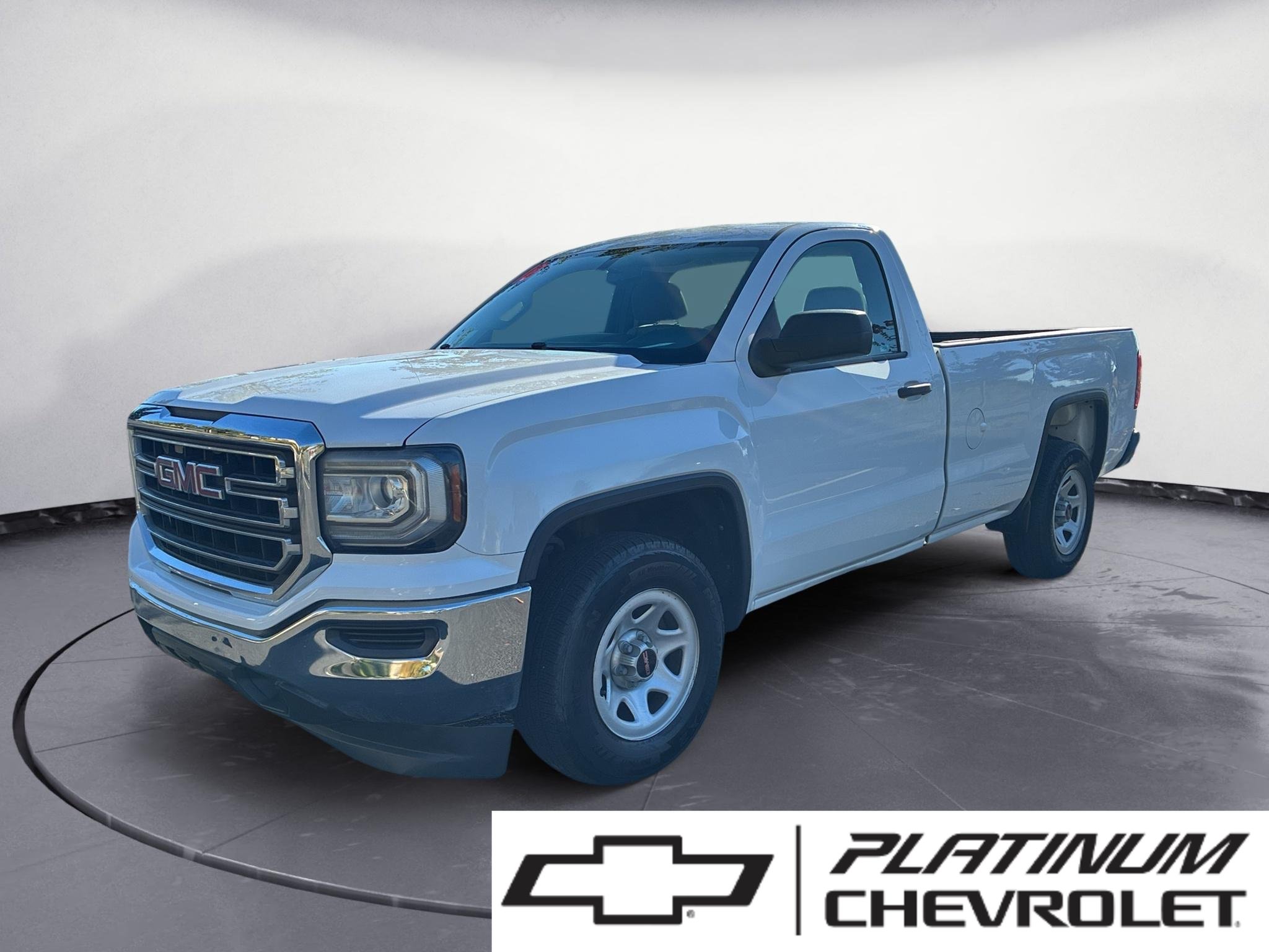 Used 2016 GMC Sierra 1500 2WD Regular Cab image 1