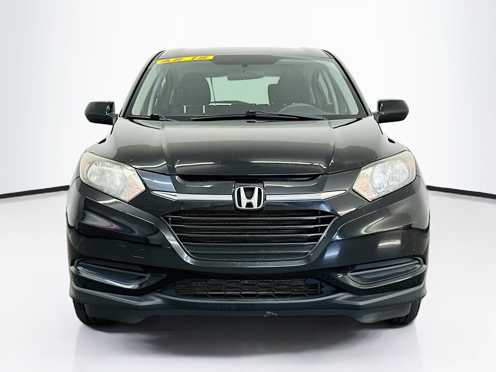 Used 2016 Honda HR-V LX image 2