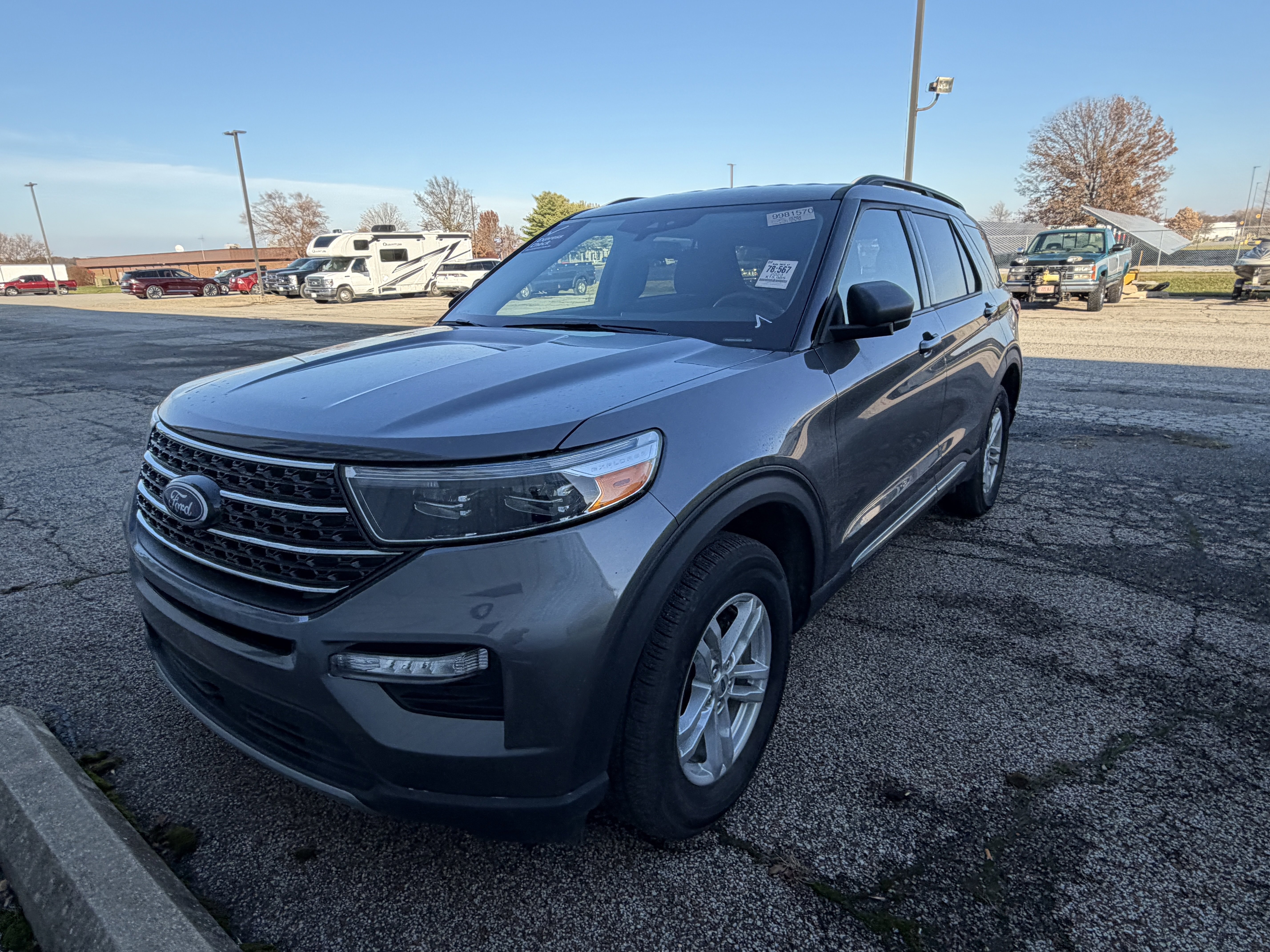 Used 2023 Ford Explorer XLT w/ Equipment Group 202A image 2