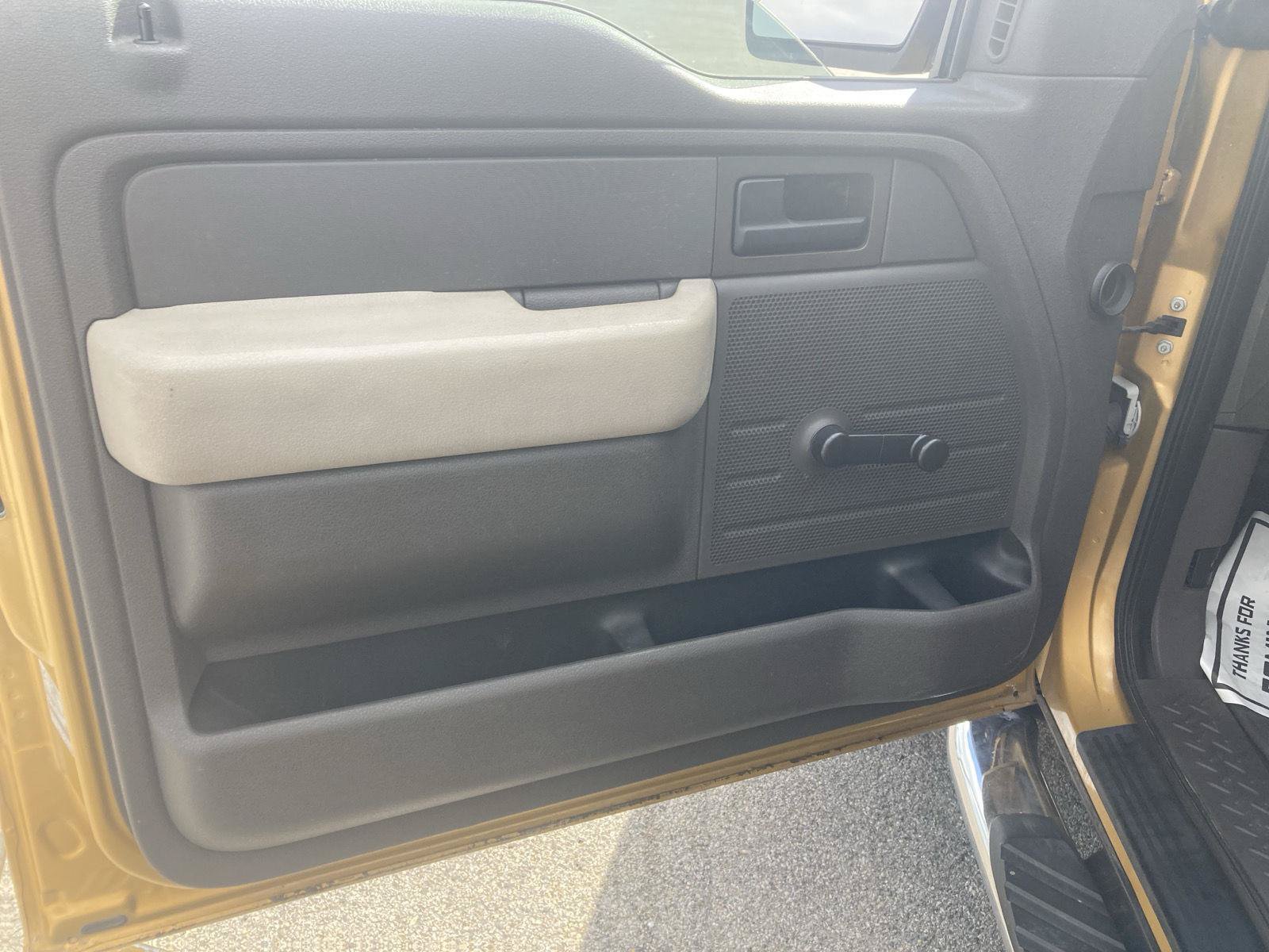 Used 2009 Ford F150 STX RWD image 12
