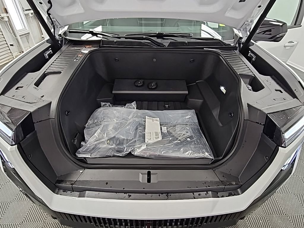 New 2026 GMC Sierra EV Elevation image 41