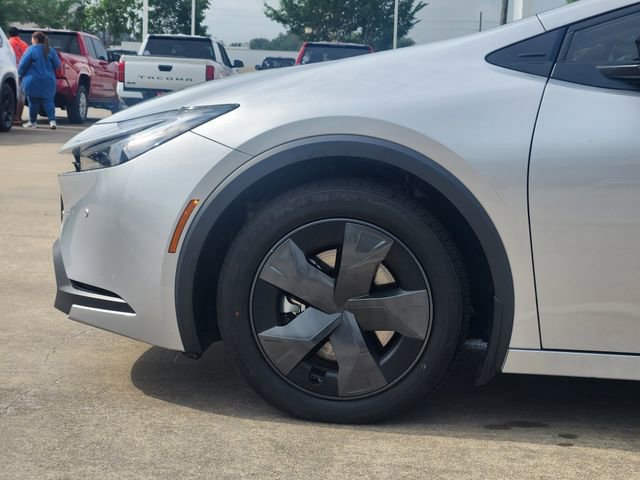 Used 2026 Toyota Prius Plug-In Hybrid FWD image 8