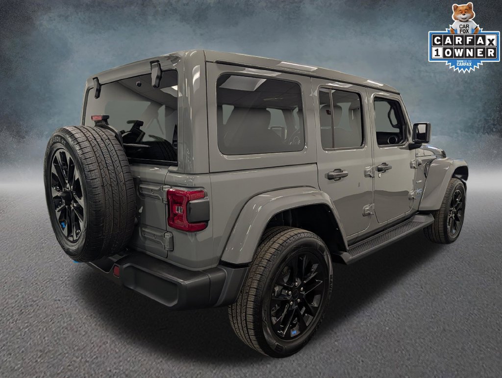 Used 2023 Jeep Wrangler Unlimited Sahara w/ Cold Weather Group AWD/4WD image 4