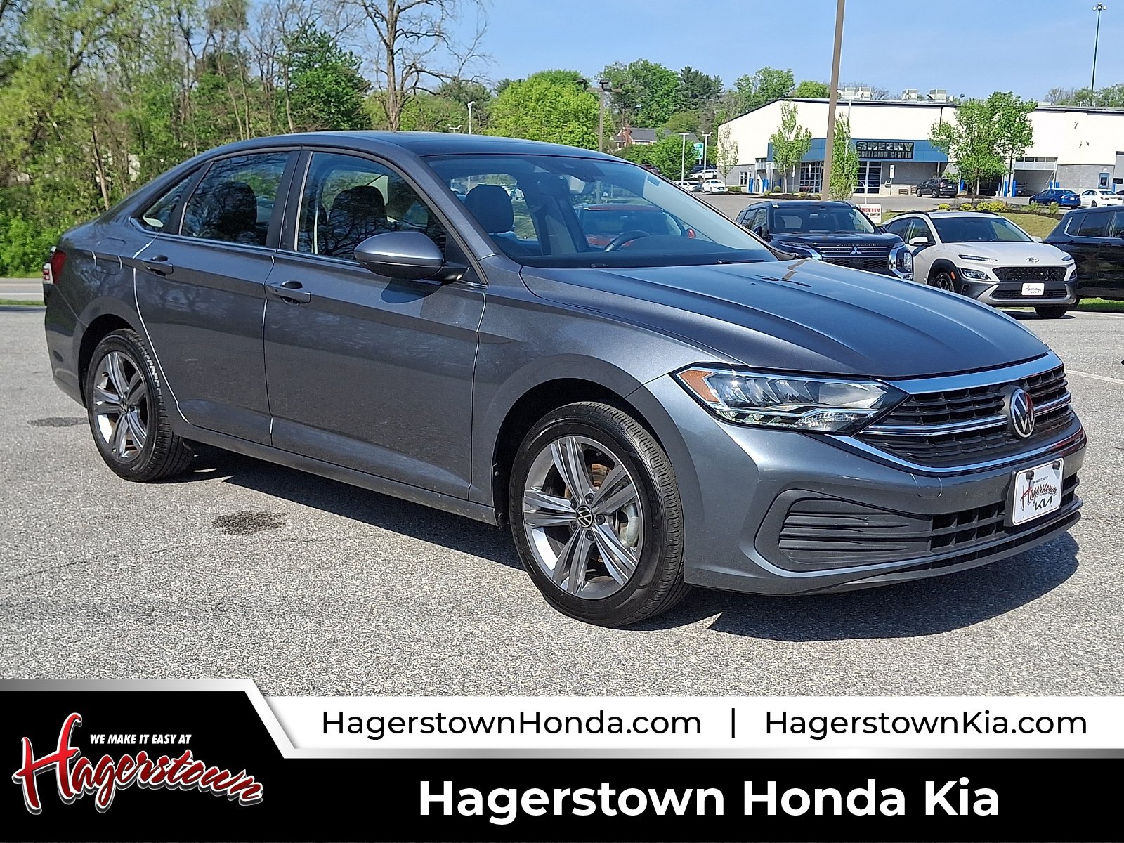 Used 2024 Volkswagen Jetta SE