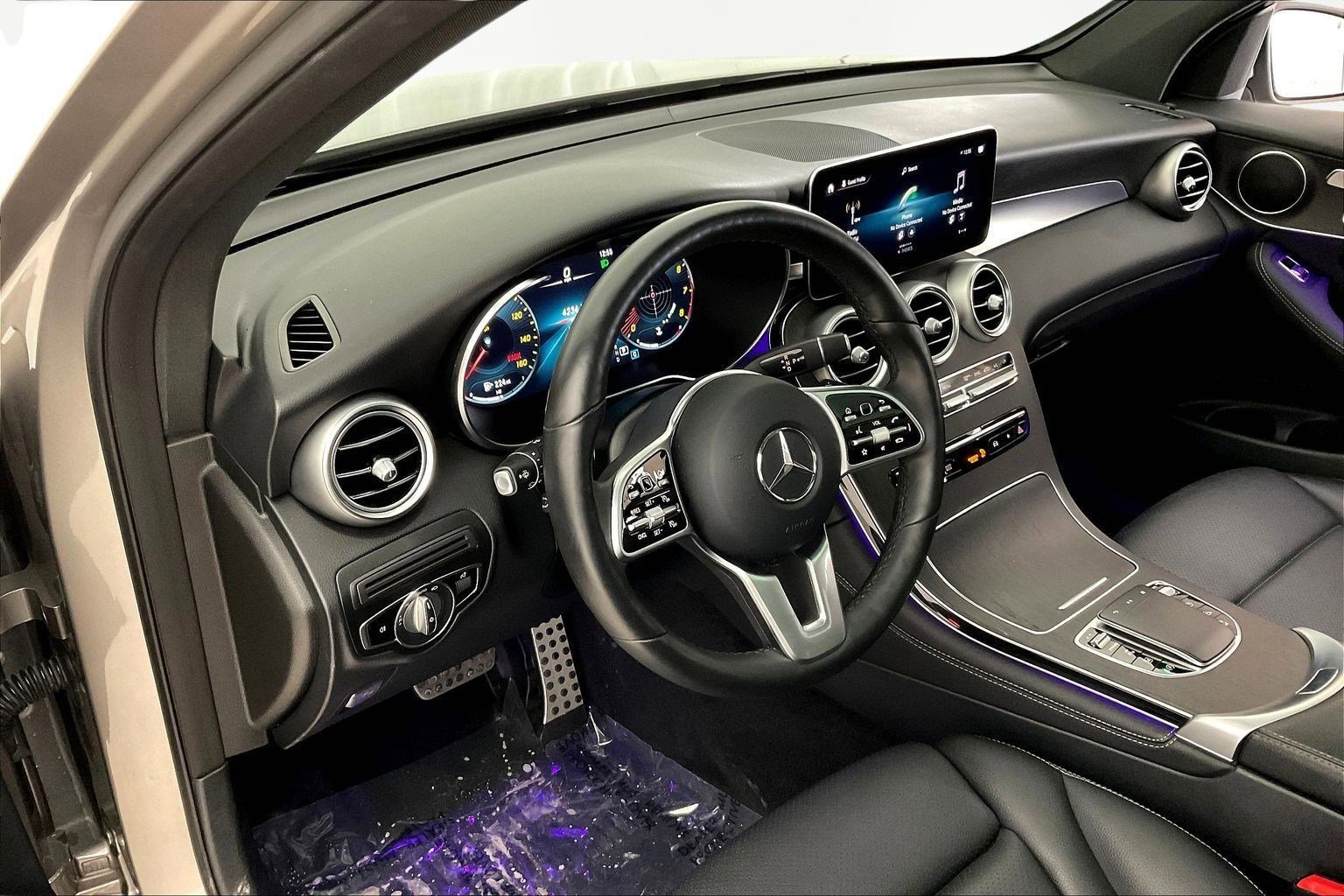 Used 2021 Mercedes-Benz GLC 300 4MATIC image 17