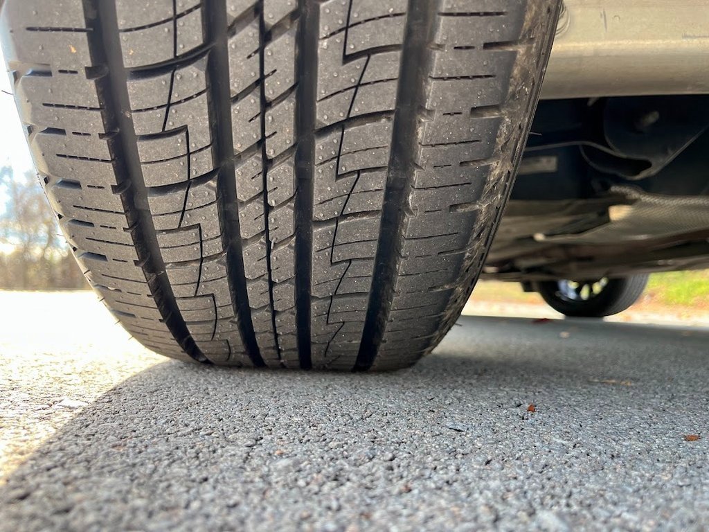 Used 2021 Ford Escape SE w/ SE Sport Appearance Package image 51