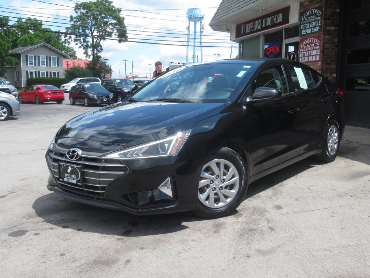 Used 2020 Hyundai Elantra SE w/ Cargo Package (C1) FWD image 23