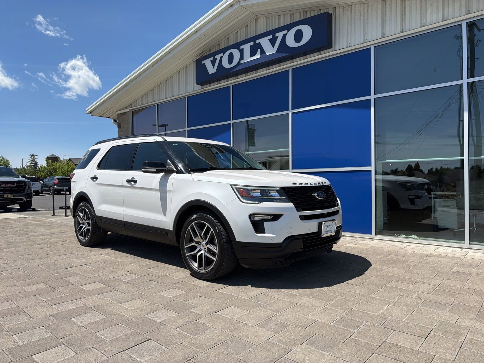 Used 2018 Ford Explorer Sport w/ Equipment Group 401A AWD/4WD image 1