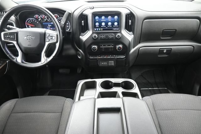 Used 2019 Chevrolet Silverado 1500 LT Trail Boss AWD/4WD image 19