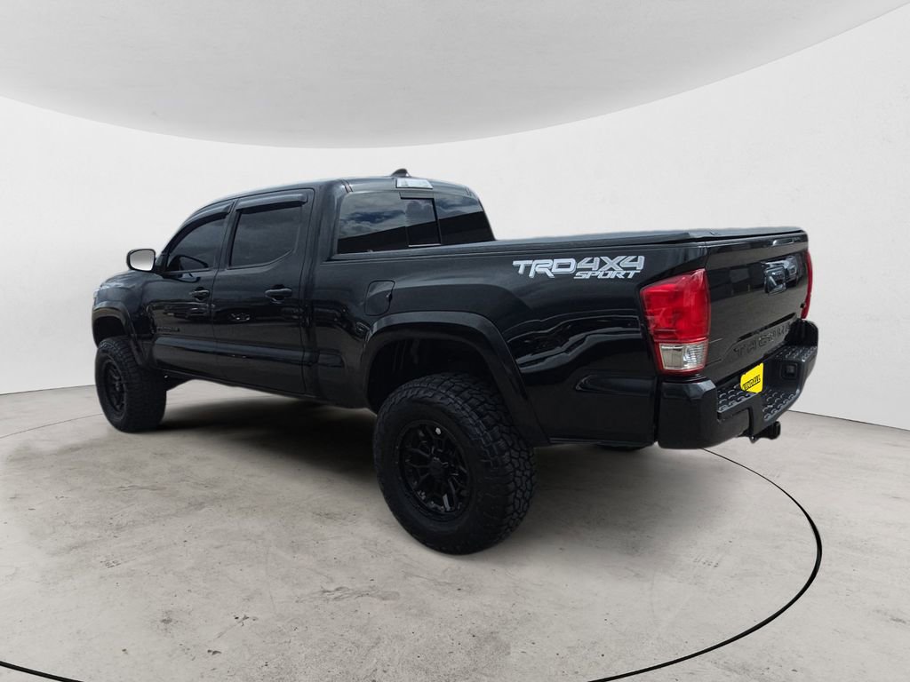 Used 2022 Toyota Tacoma TRD Sport w/ Black Out Package (TMS) AWD/4WD image 3