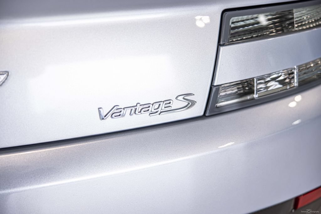 Used 2011 Aston Martin V8 Vantage S RWD image 15