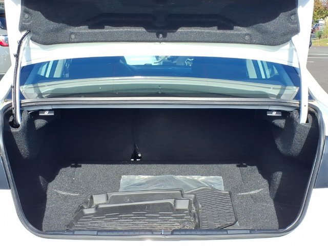 Used 2024 Subaru Legacy Premium AWD/4WD image 9