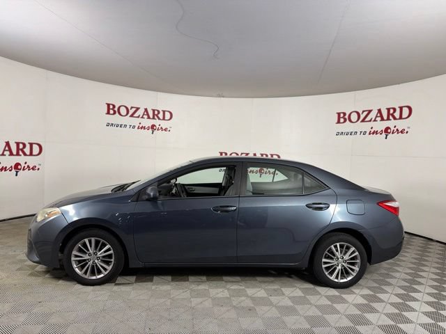 Used 2015 Toyota Corolla LE FWD image 5
