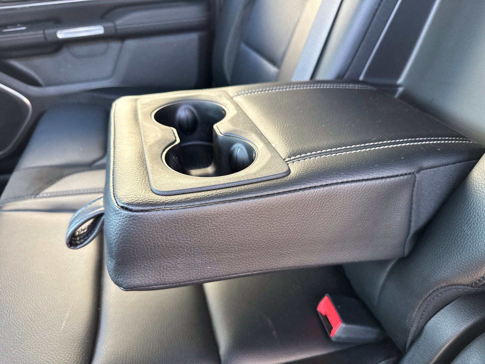 Used 2023 RAM 1500 Laramie AWD/4WD image 15