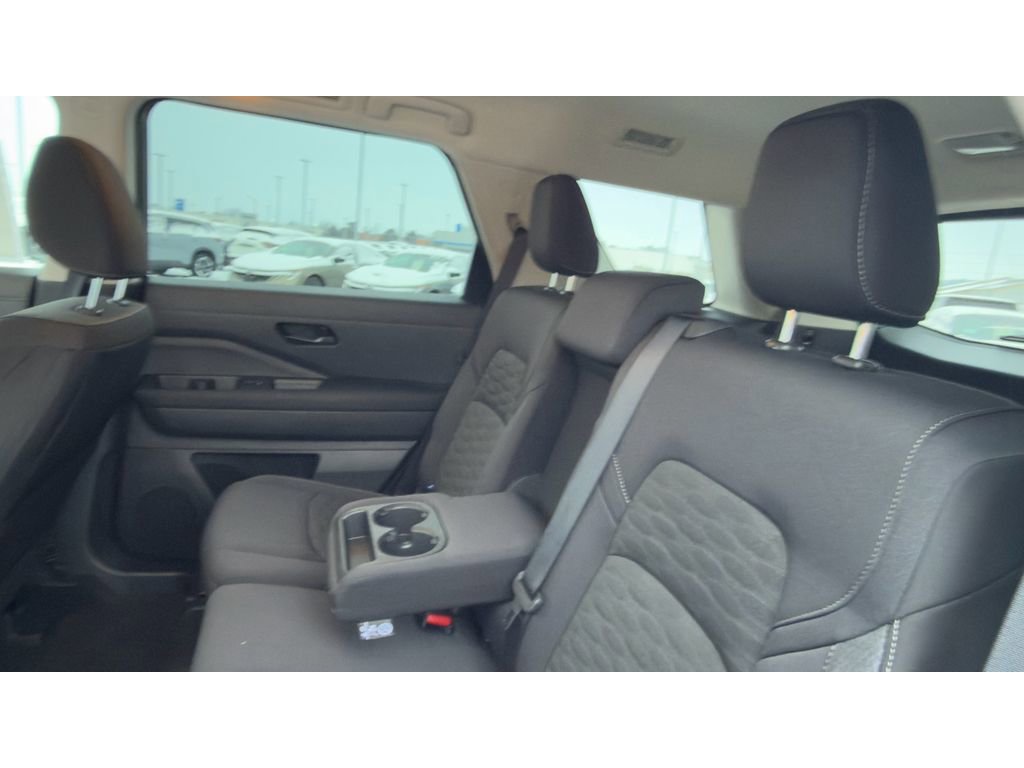 New 2026 Nissan Pathfinder SV image 33
