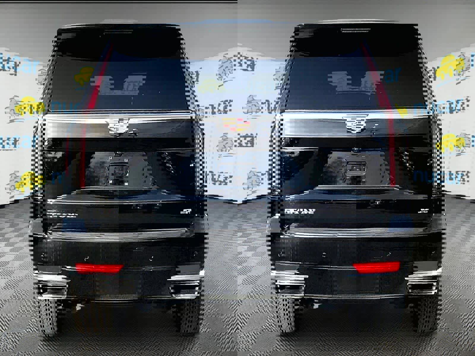 Used 2023 Cadillac Escalade Premium Luxury Platinum image 5