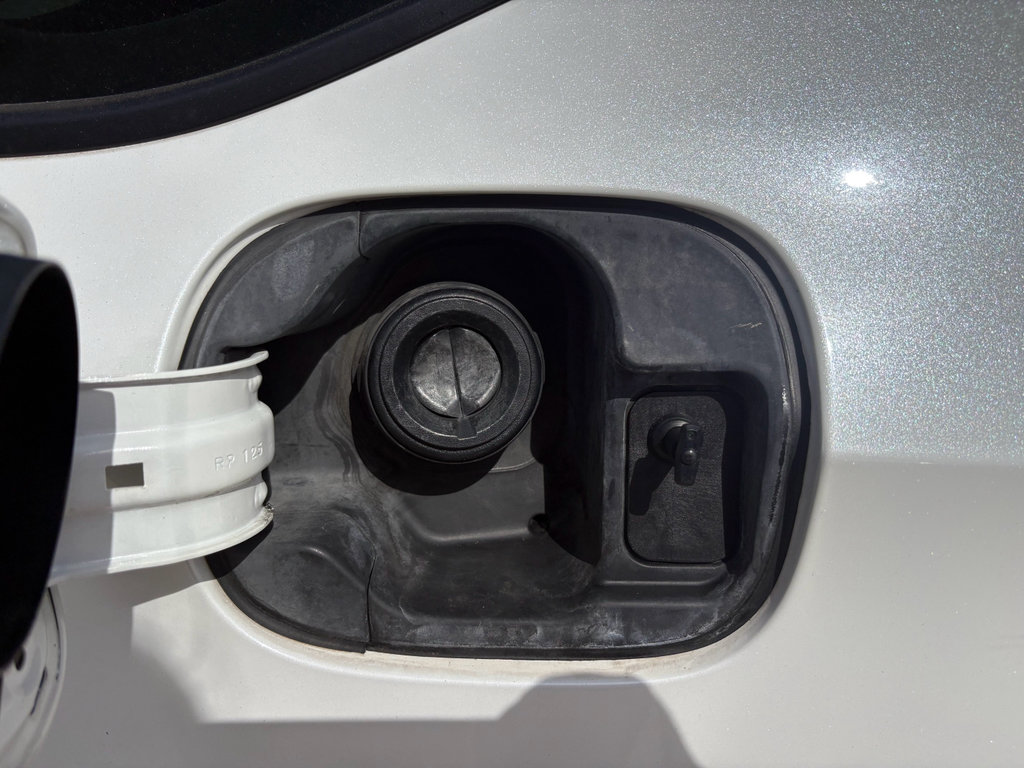 Used 2018 Honda Accord EX-L image 33