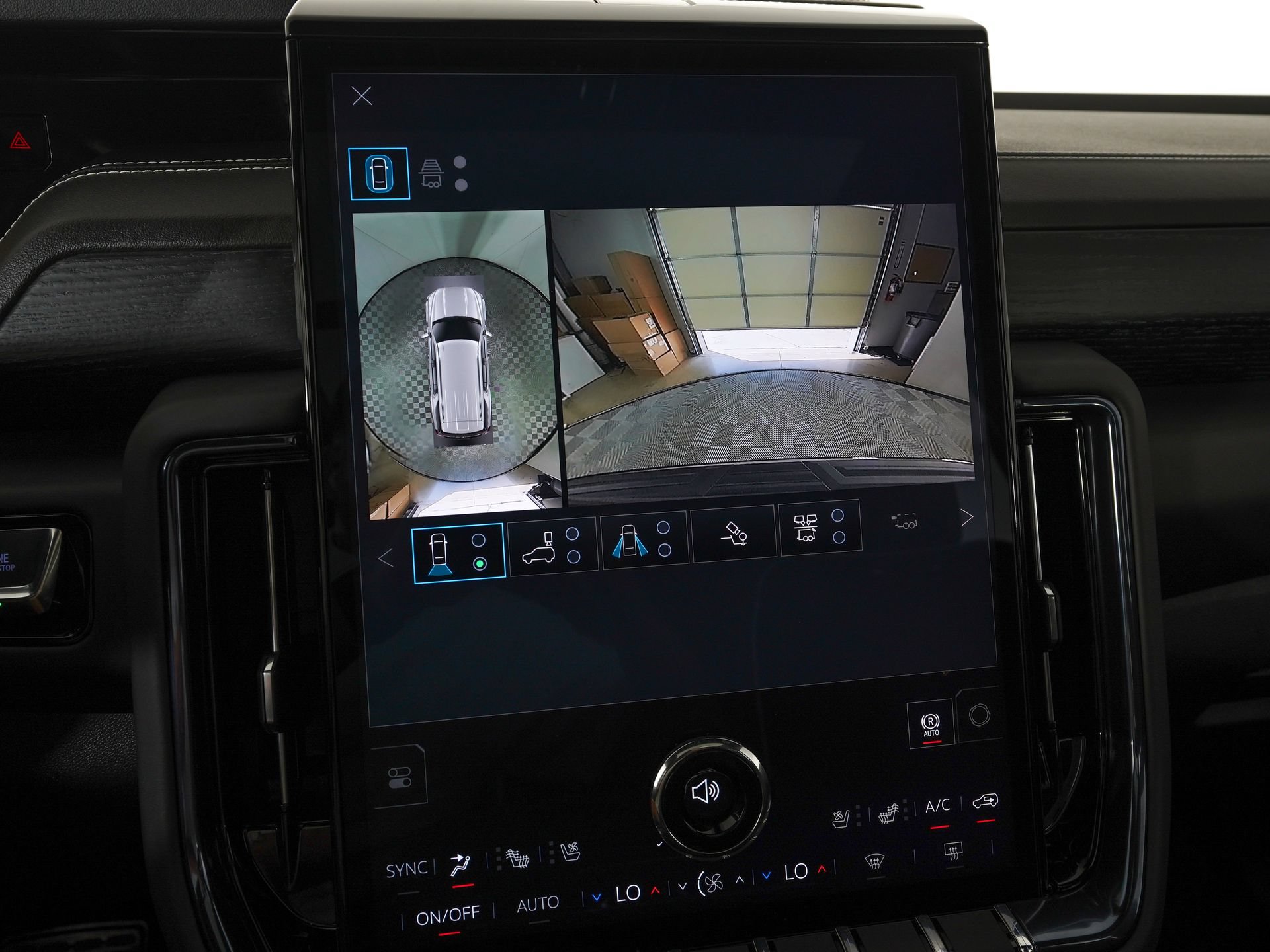 Used 2026 GMC Yukon AT4 Ultimate AWD/4WD image 27