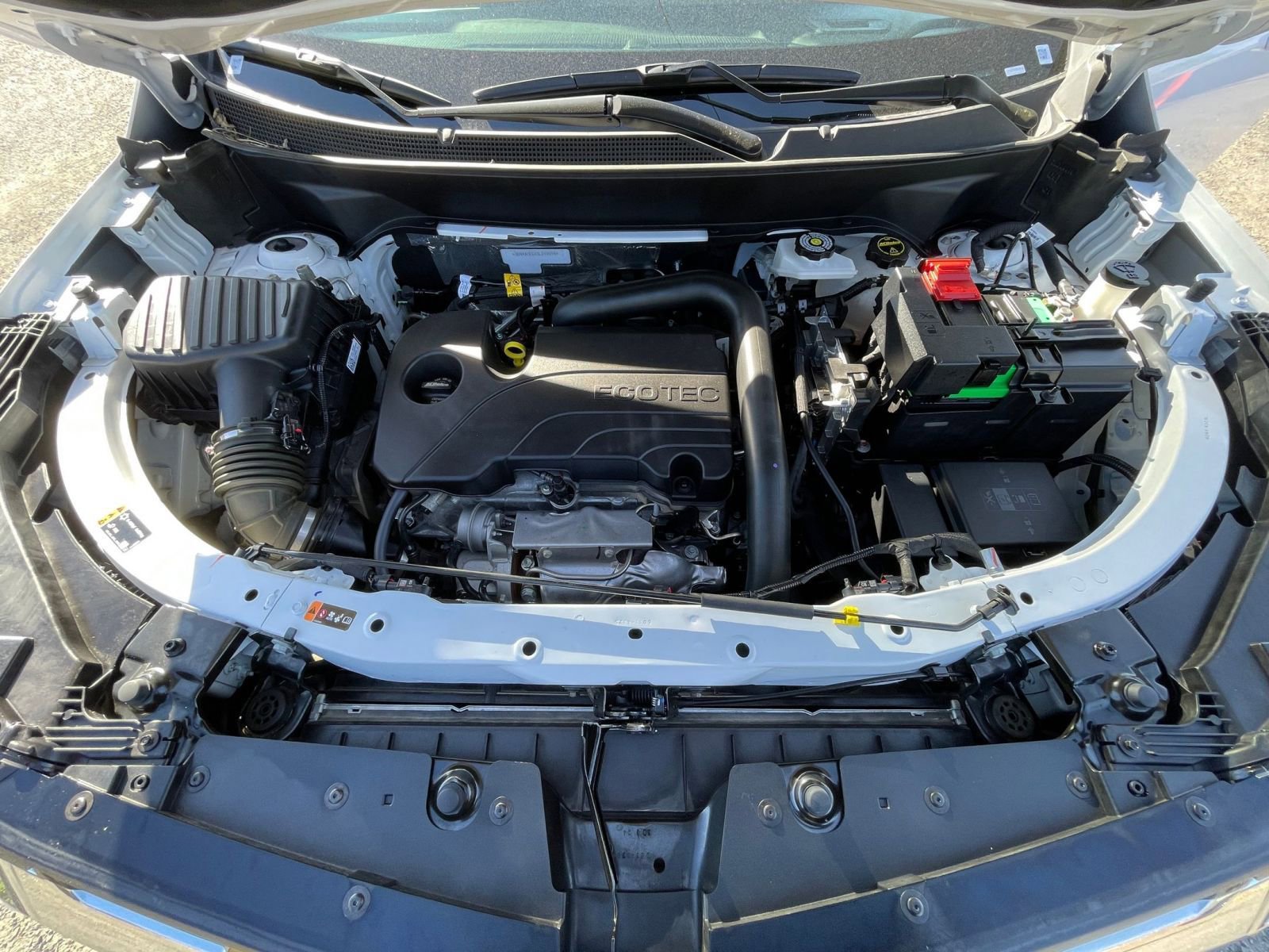 Used 2025 Chevrolet Equinox LT image 33