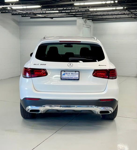 Used 2020 Mercedes-Benz GLC 300 4MATIC image 4