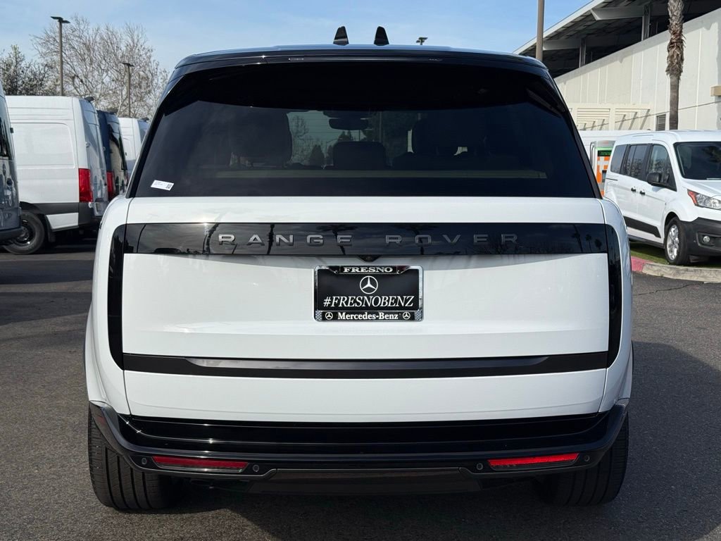 Used 2025 Land Rover Range Rover SE image 18