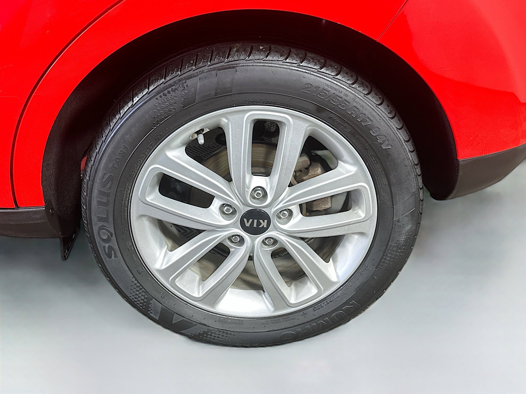 Used 2019 Kia Soul + image 28