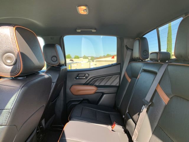 Used 2023 GMC Canyon AT4 w/ AT4 Premium Package AWD/4WD image 13